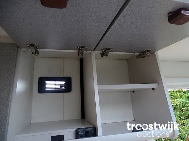 Caravan bürnstner 4223 tn ventana avantgarde - afbeelding 40 van  55