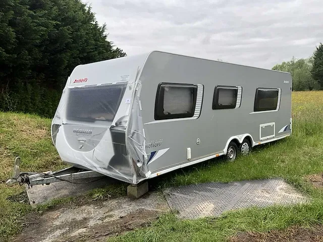 Caravan dethleffs beduin motion - afbeelding 1 van  44