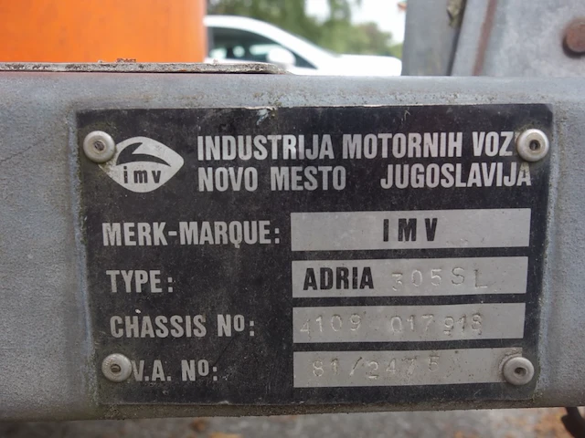 Caravan imv adria - afbeelding 9 van  13