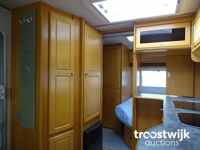 Caravan tabbert 'jeunesse' (inclusief powermover en dwt-zeil) - afbeelding 16 van  48