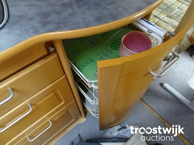 Caravan tabbert 'jeunesse' (inclusief powermover en dwt-zeil) - afbeelding 33 van  48