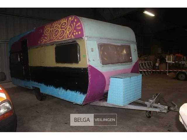Caravan - afbeelding 1 van  7