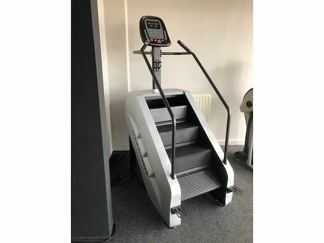 Cardio fit stair climber (demo) - afbeelding 1 van  4