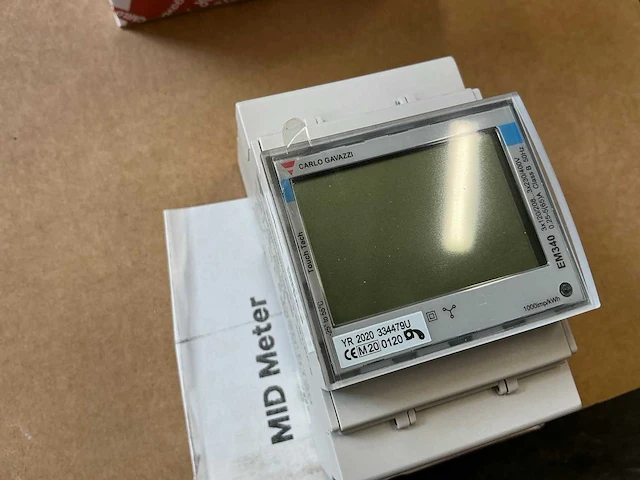 Carlo gavazzi em340 energiemeter (2x) - afbeelding 4 van  9