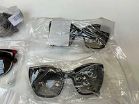 Carolina herrera zonnebril (7x) - afbeelding 5 van  10