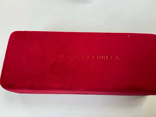 Carolina herrera zonnebril (7x) - afbeelding 7 van  10