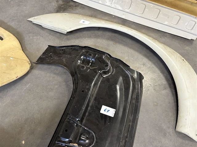 Carosseriedeel 911 - afbeelding 2 van  3
