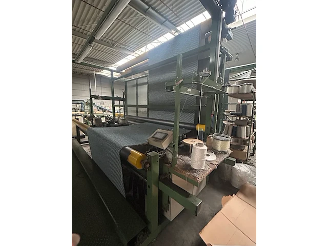 Carpet overedging automat long sides evilo - afbeelding 9 van  12