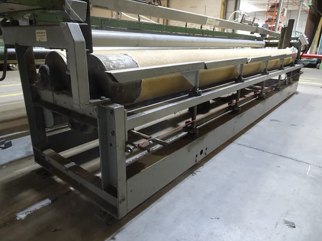 Carpet rolling machine with guiding - afbeelding 4 van  4