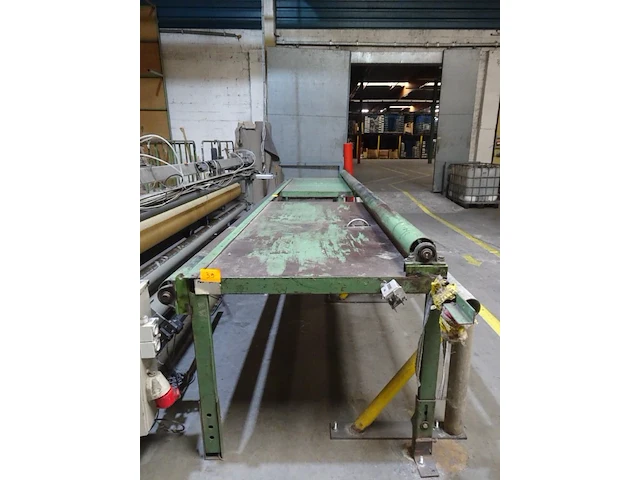 Carpet rolling table - afbeelding 2 van  3