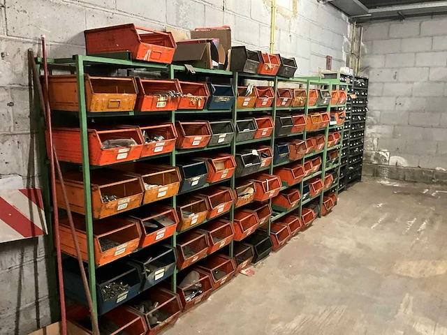 Carre grote partij originele machineonderdelen - afbeelding 19 van  25
