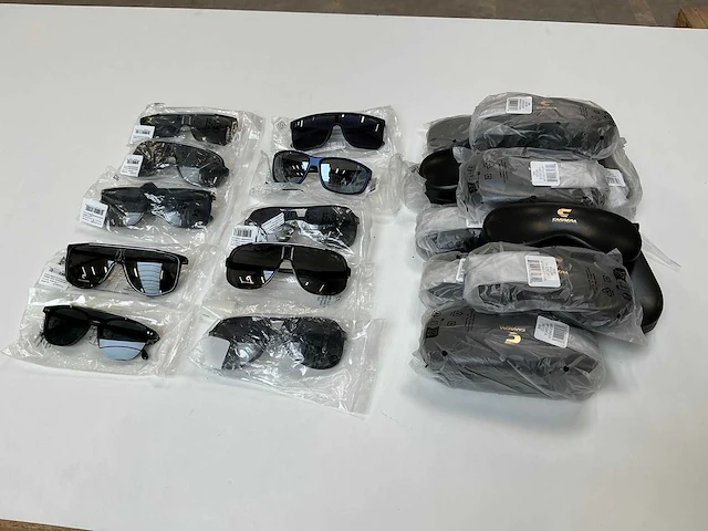 Carrera zonnebril (10x) - afbeelding 1 van  10