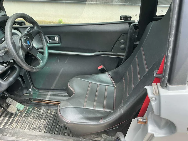 Carver e-scooter met gesloten opbouw - afbeelding 7 van  9