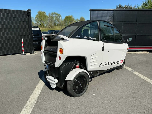 Carver r+ e-scooter - 2023 - afbeelding 10 van  14