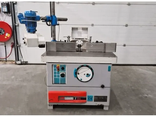 Casadei f114 tafelfreesmachine - afbeelding 2 van  8