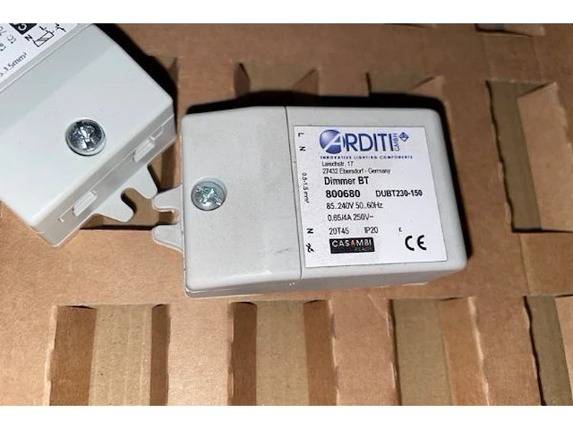 Casambi sturingen smart wall switch, 2 dozen - afbeelding 2 van  3