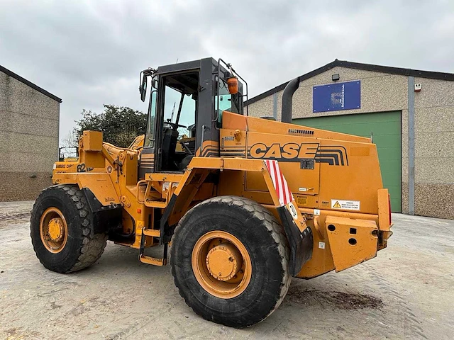 Case - 1998 - 621b - shovel - afbeelding 12 van  28