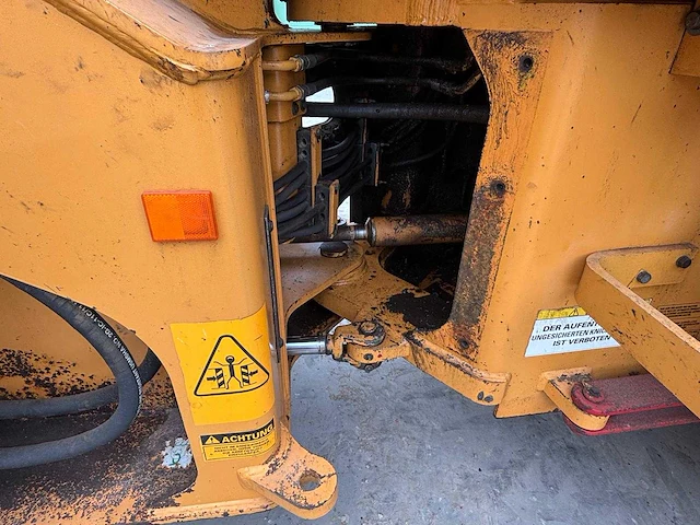 Case - 1998 - 621b - shovel - afbeelding 10 van  28