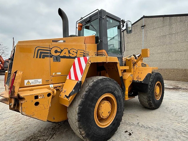 Case - 1998 - 621b - shovel - afbeelding 4 van  28