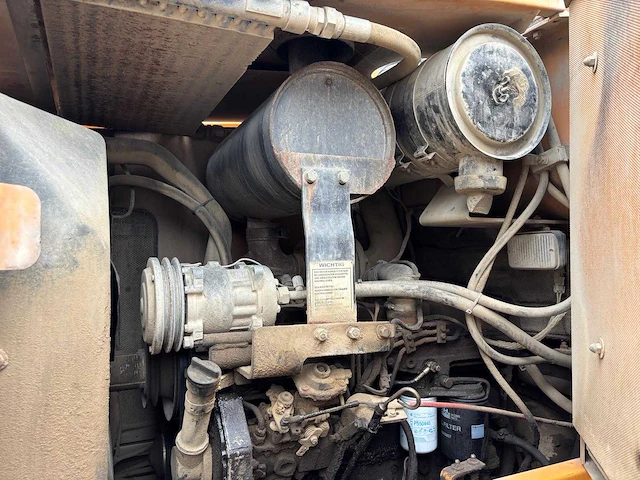 Case - 1998 - 621b - shovel - afbeelding 7 van  28