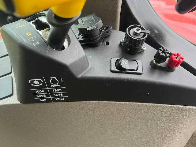 Case - 2021 - puma 165 - vierwielaangedreven landbouwtractor - afbeelding 14 van  26