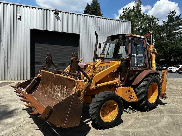 Case 580k graaflaadmachine - afbeelding 12 van  25