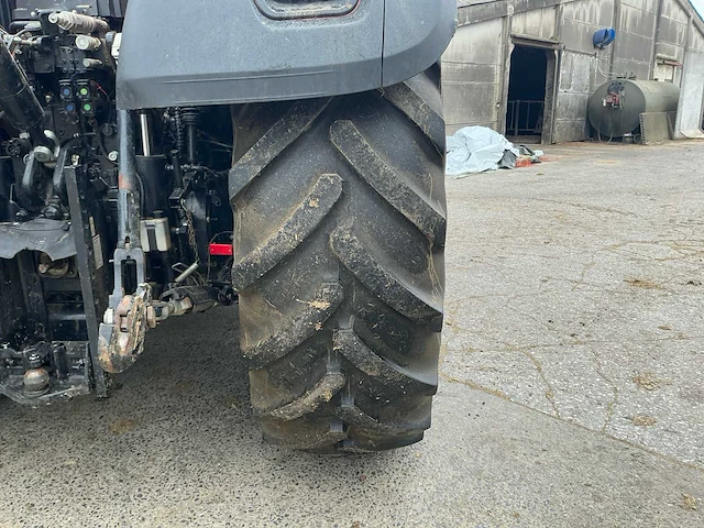 Case ih optum 300 cvx vierwielaangedreven landbouwtractor - afbeelding 11 van  48