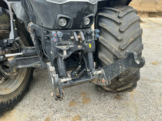 Case ih optum 300 cvx vierwielaangedreven landbouwtractor - afbeelding 19 van  48