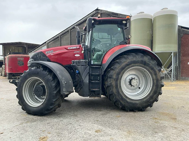 Case ih optum 300 cvx vierwielaangedreven landbouwtractor - afbeelding 12 van  48
