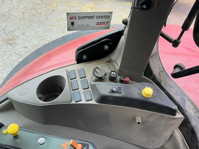 Case ih optum 300 cvx vierwielaangedreven landbouwtractor - afbeelding 28 van  48