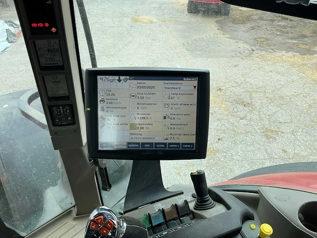 Case ih optum 300 cvx vierwielaangedreven landbouwtractor - afbeelding 30 van  48