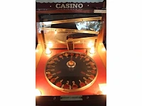 Casino - roulette - speelautomaat - afbeelding 4 van  6