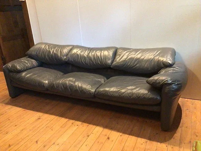 Cassina maralunga vintage driezit - afbeelding 1 van  11