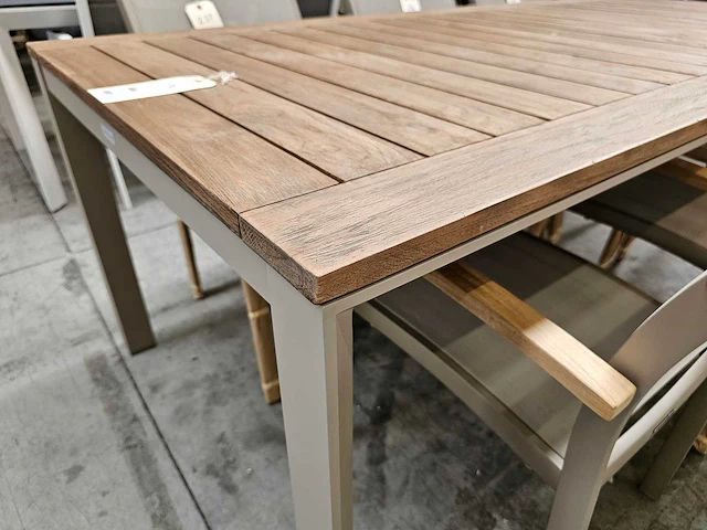 Castle-line alu tuintafel bianca champagne mat 220cm teak - afbeelding 3 van  4