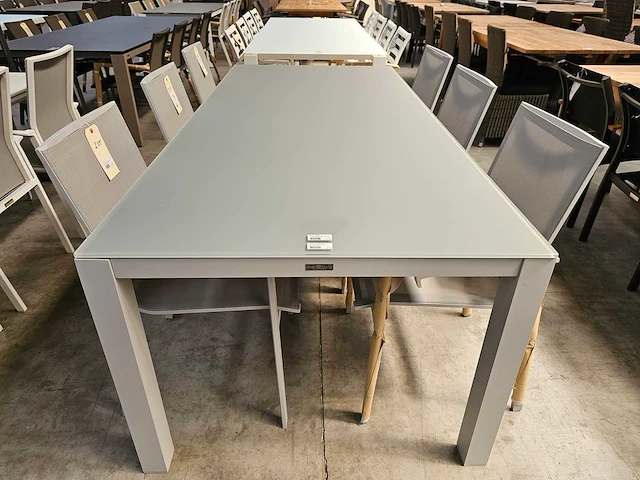 Castle-line alu tuintafel geneve mistral grijs 220 x 100cm - afbeelding 2 van  4