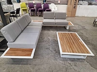 Castle-line donya hoeklounge wit met teak zijtafels - afbeelding 7 van  7