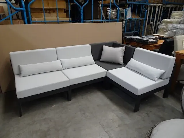 Castle-line piazzo alu lounge hoekset charcoal mat + kussens - afbeelding 1 van  4