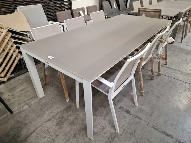 Castle-line tuintafel carlo alu frame kleur wit 220cm - afbeelding 1 van  4