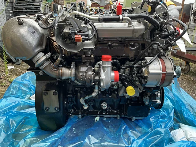 Cat - c3.4b / f5hfl414c*a - dieselmotor - 2014 - afbeelding 2 van  22