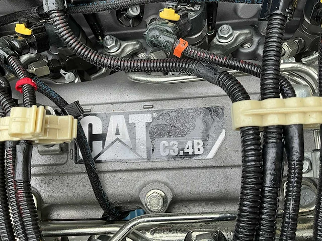 Cat - c3.4b / f5hfl414c*a - dieselmotor - 2014 - afbeelding 11 van  22