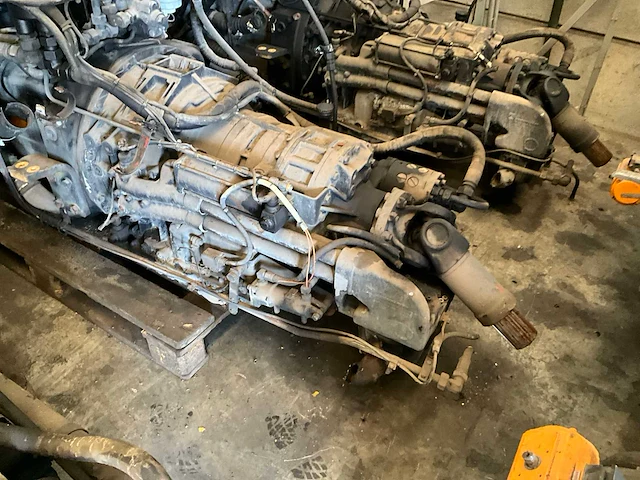 Cat 3306di dieselmotor met versnellingsbak 3 stuks - afbeelding 5 van  18