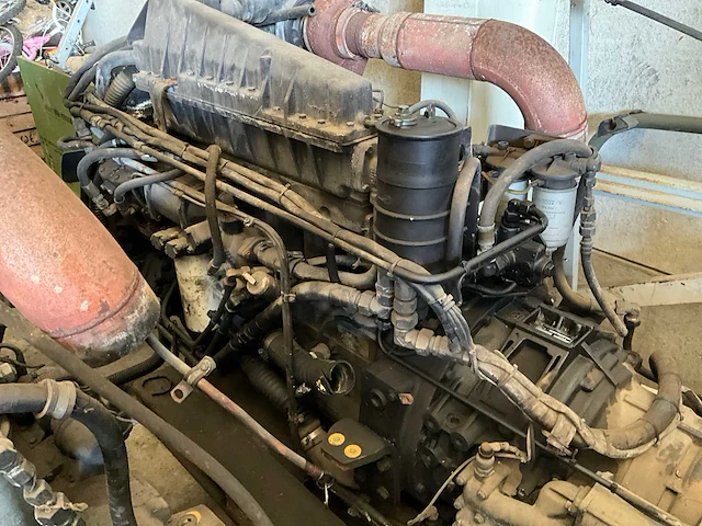 Cat 3306di dieselmotor met versnellingsbak 3 stuks - afbeelding 6 van  18