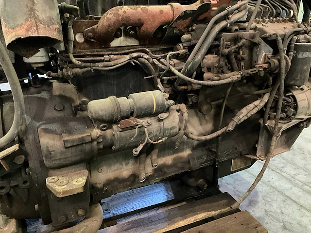 Cat 3306di dieselmotor met versnellingsbak - afbeelding 5 van  17