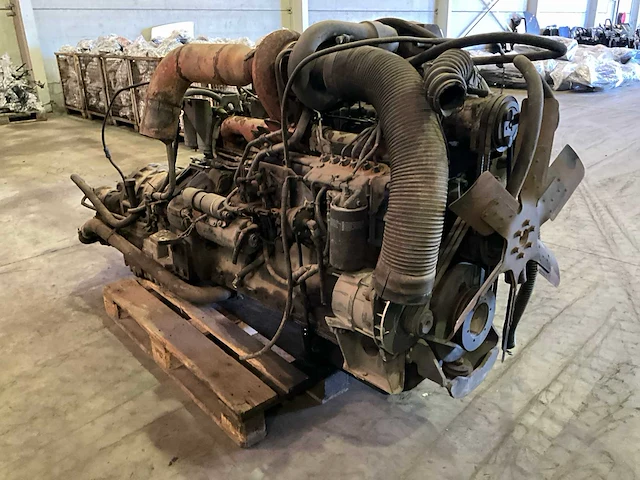 Cat 3306di dieselmotor met versnellingsbak - afbeelding 11 van  17