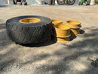 Cat 924 wielset banden, wielen & velgen - afbeelding 8 van  13