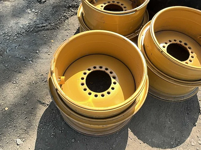 Cat 924 wielset banden, wielen & velgen - afbeelding 12 van  13