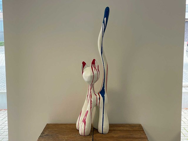 Cat / kat met lange staart h100cm wit trash - afbeelding 1 van  1