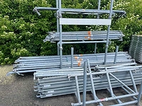 Catari - us - scaffolding - afbeelding 2 van  2