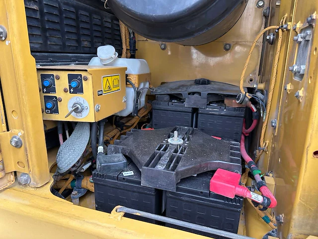 Caterpillar - 2008 - 323dl - rupsgraafmachine - afbeelding 22 van  59