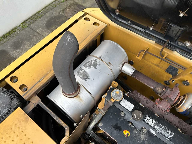 Caterpillar - 2008 - 323dl - rupsgraafmachine - afbeelding 35 van  59